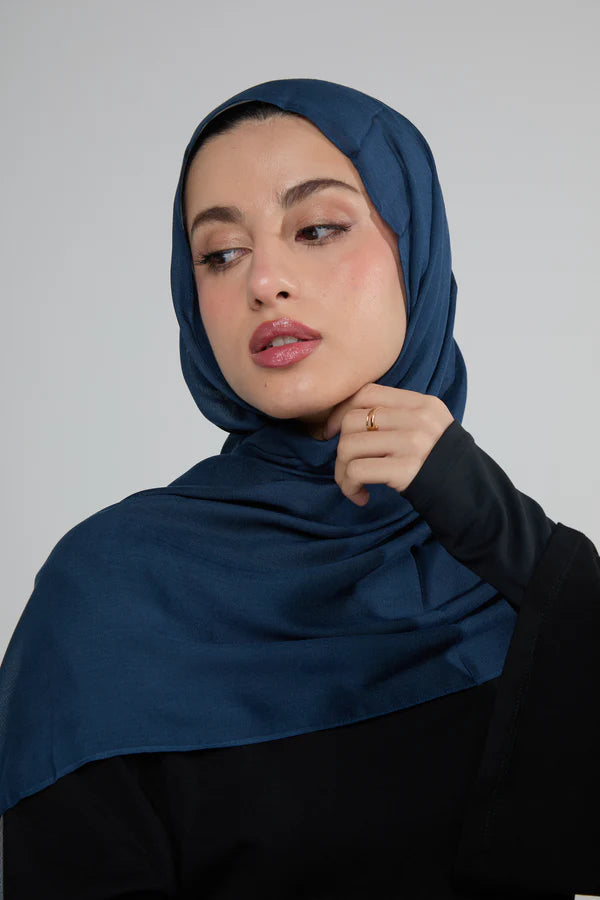 Black Modal Hijab