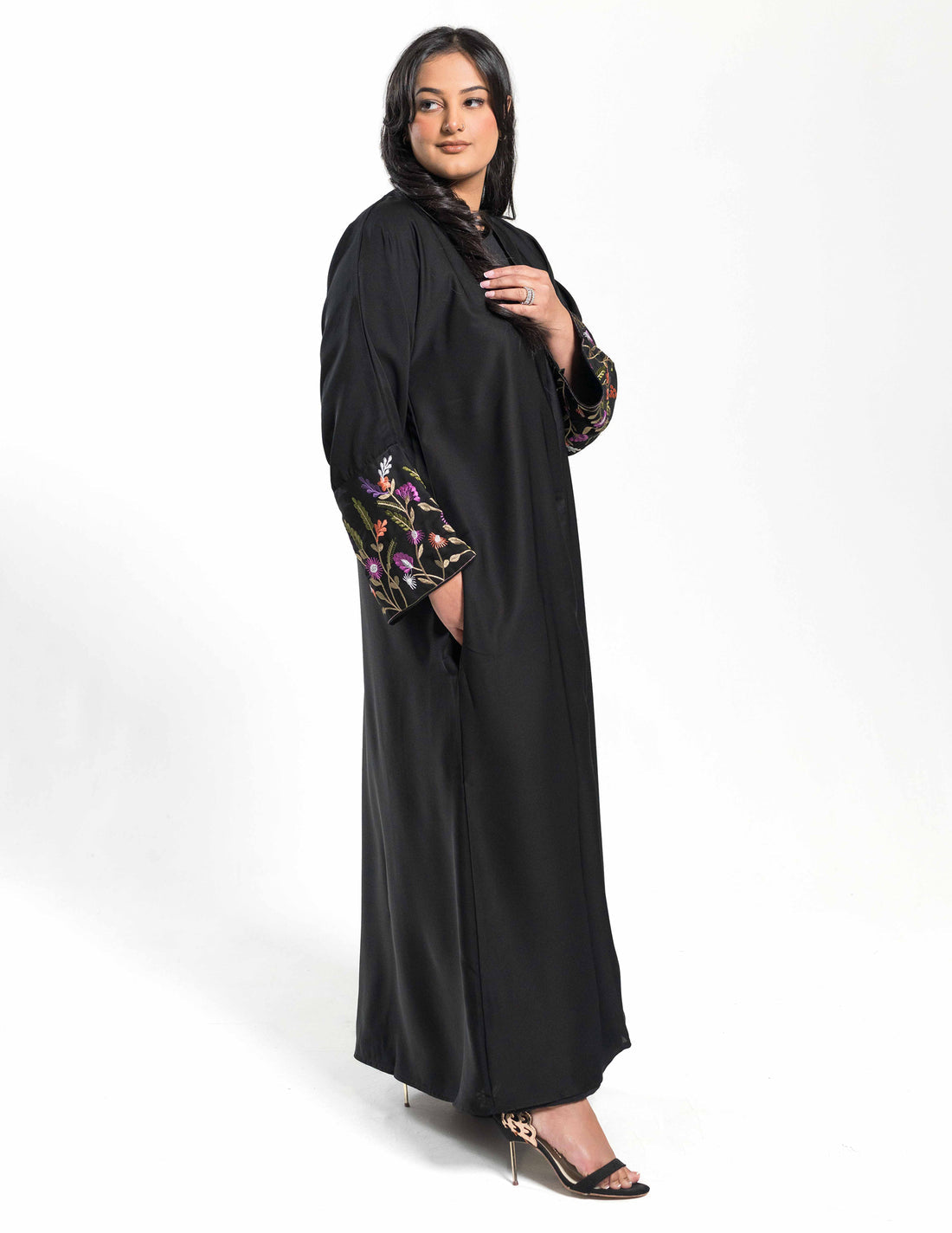 Black Open 'Bloom' Abaya with Blazer Collars