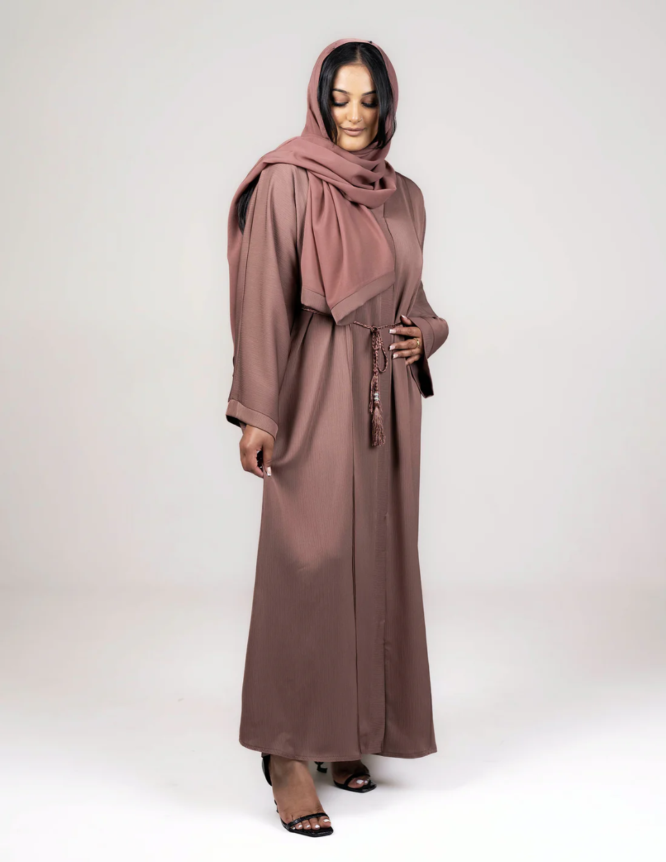 Open Textured Buttoned Abaya - Rose Taupe