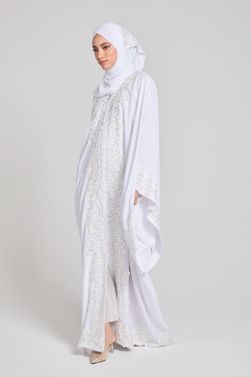 Luxury White Embellished Lace Open Farasha