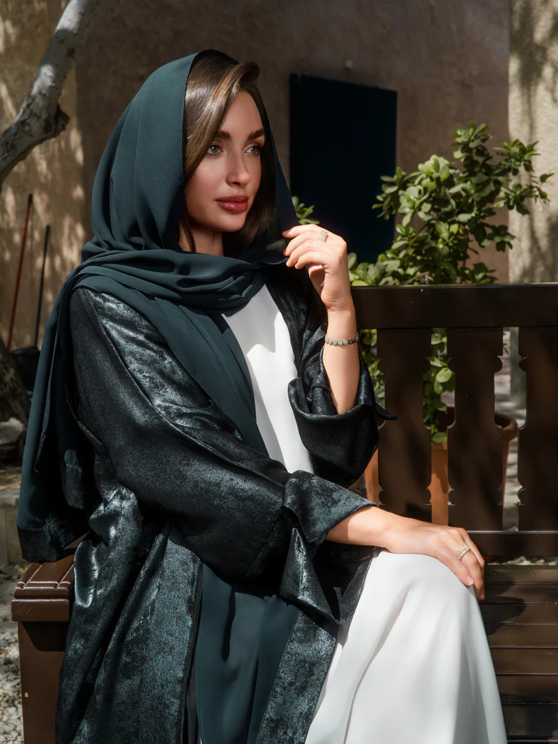 Nour Sapphire Abaya