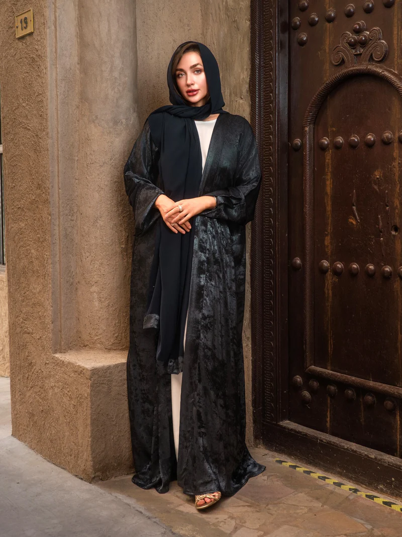 Nour Sapphire Abaya