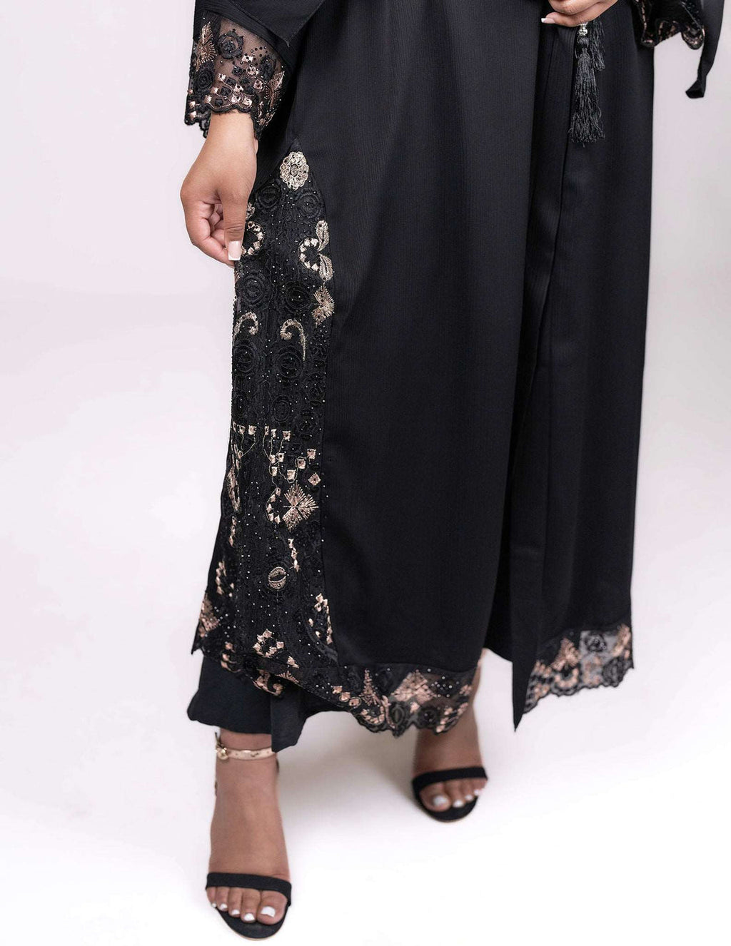 Black Lace Open 'Lima' Abaya